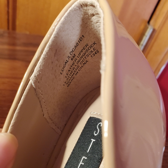 Nude pointed toe pumps - Picture 2 of 6